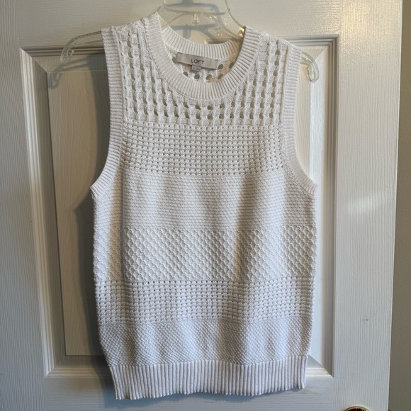 LOFT Tops - LOFT Knit Sweater Sleeveless Top NWOT